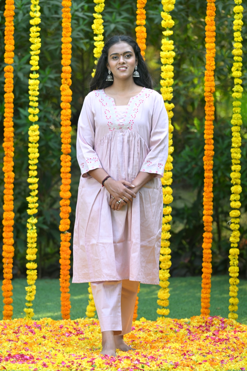 Girliesh Gulabi