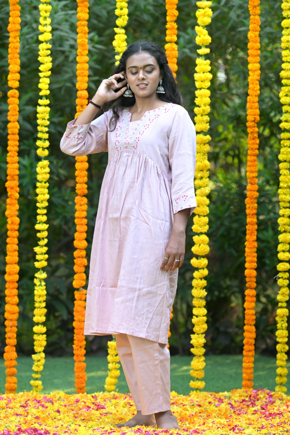 Girliesh Gulabi